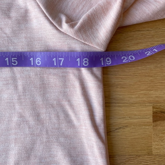 Eddie Bauer Pullover Size Medium in Excellent Condition - Picture 8 of 8